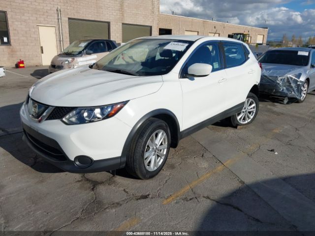 Nissan Rogue S Image 3