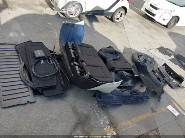 Nissan Rogue S Image 17