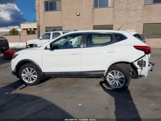 Nissan Rogue S Image 13