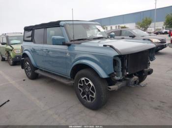  Salvage Ford Bronco