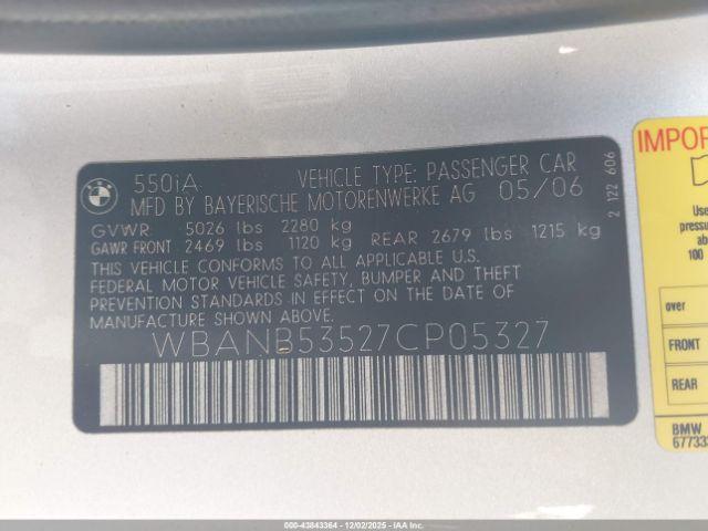 BMW 5 Series Image 12