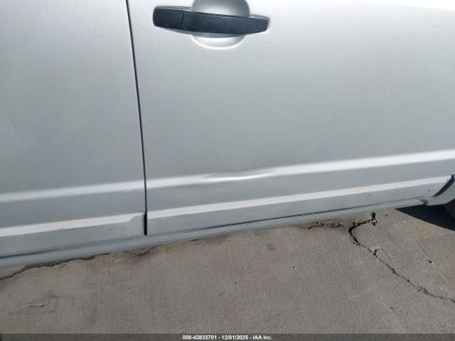 Chevrolet Captiva 2ls Image 3