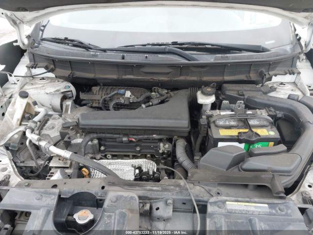 Nissan Rogue Sv Image 2