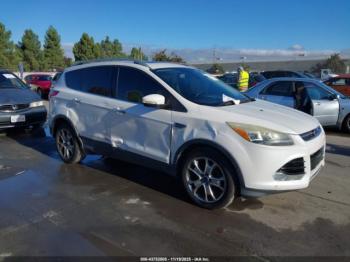  Salvage Ford Escape