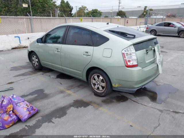 Toyota Prius Image 4