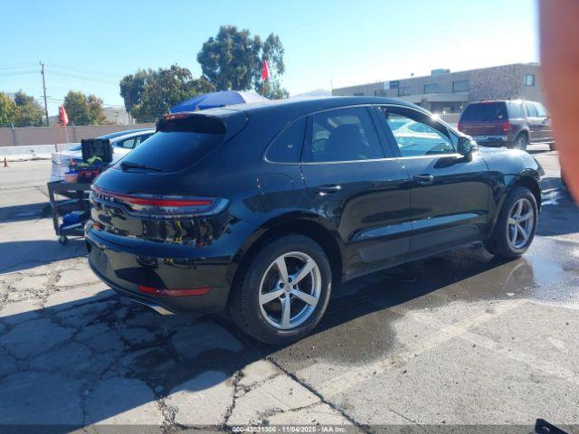 Porsche Macan Image 2