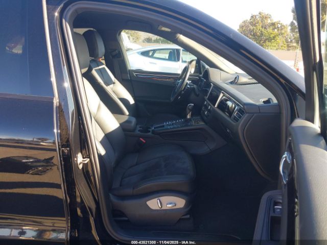 Porsche Macan Image 9