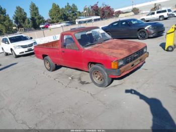  Salvage Toyota Pickup