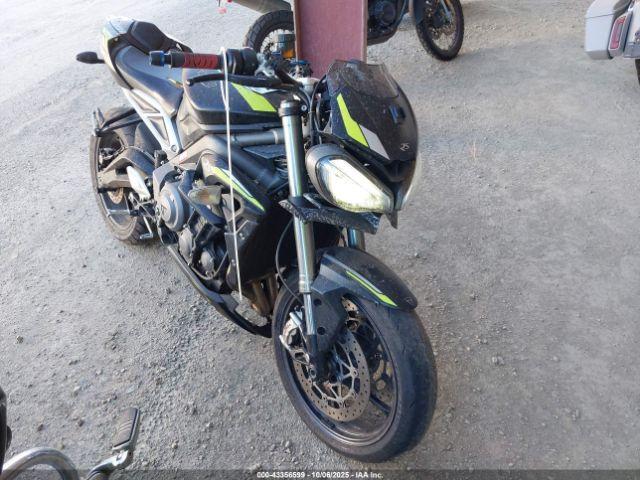  Salvage Triumph Motorcycle Street Triple