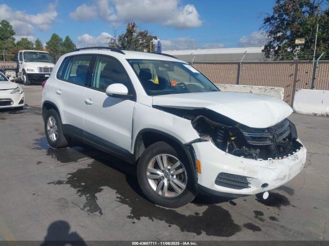  Salvage Volkswagen Tiguan