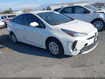  Salvage Toyota Prius