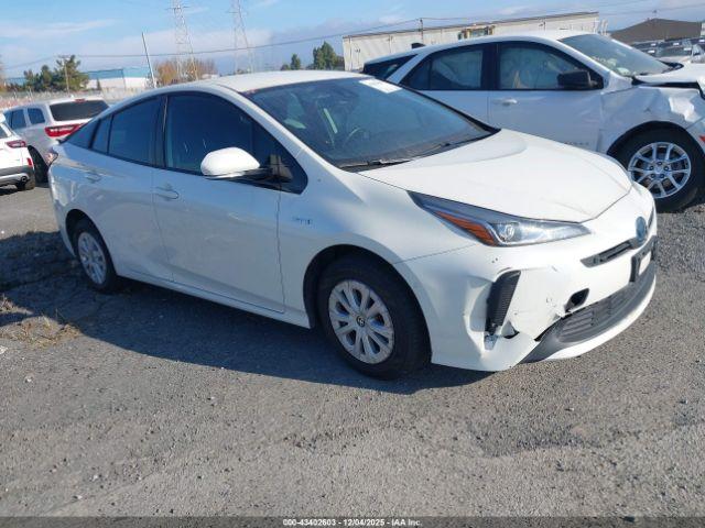  Salvage Toyota Prius