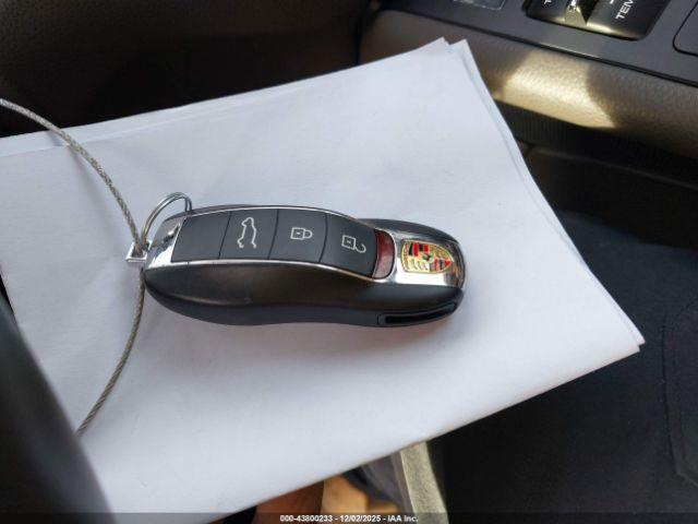 Porsche Macan S Image 5