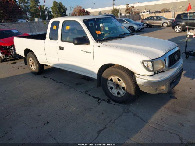  Salvage Toyota Tacoma