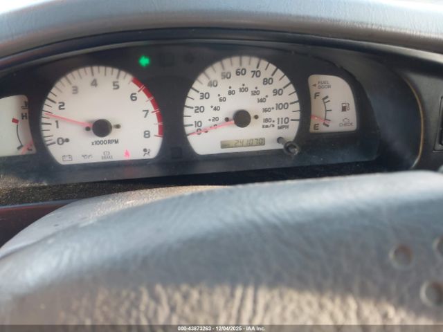 Toyota Tacoma Image 5