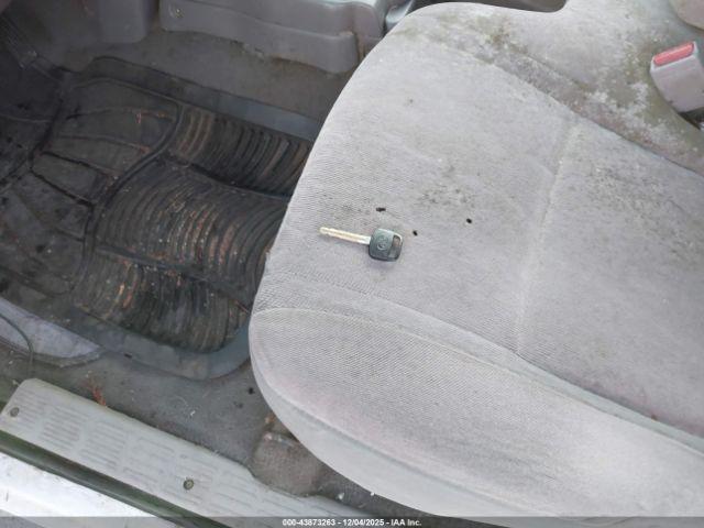 Toyota Tacoma Image 12