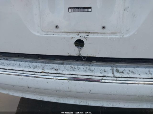 Mercedes-Benz E-Class Image 5