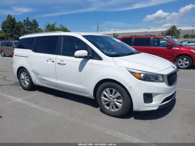  Salvage Kia Sedona