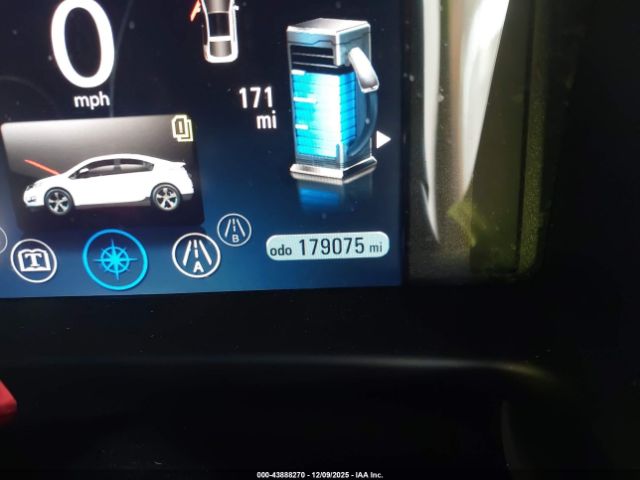 Chevrolet Volt Image 2