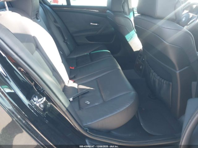 BMW 5 Series Image 9