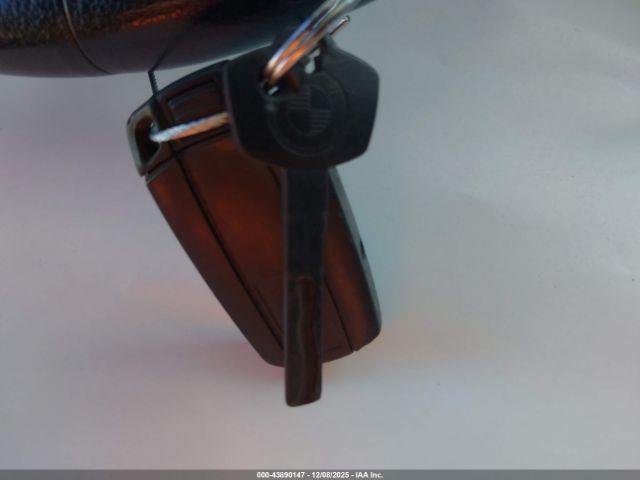 BMW 5 Series Image 10