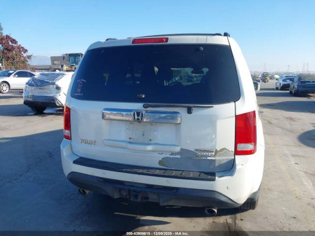 Honda Pilot Touring Image 2