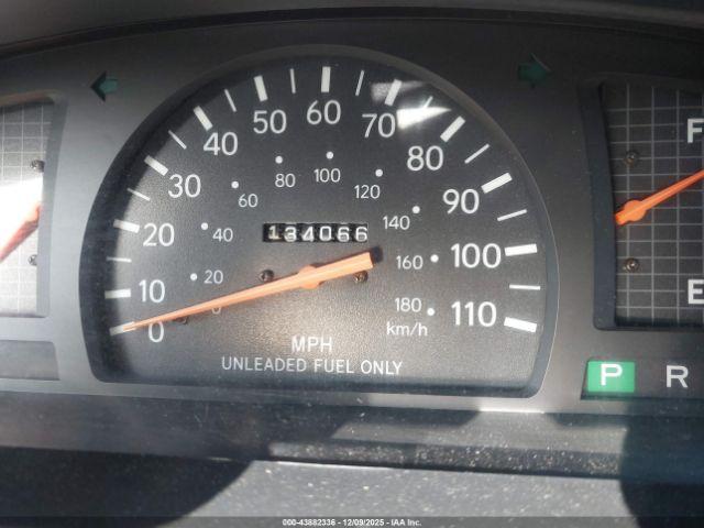 Toyota Tacoma Image 14