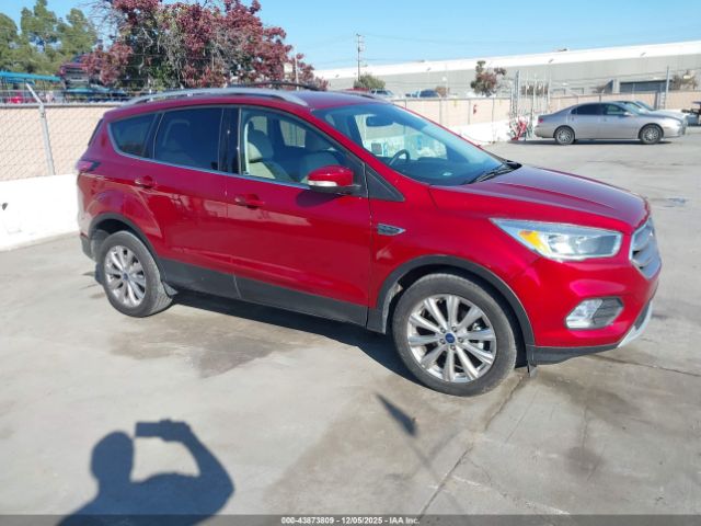Ford Escape Titanium Image 1