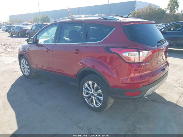 Ford Escape Titanium Image 3
