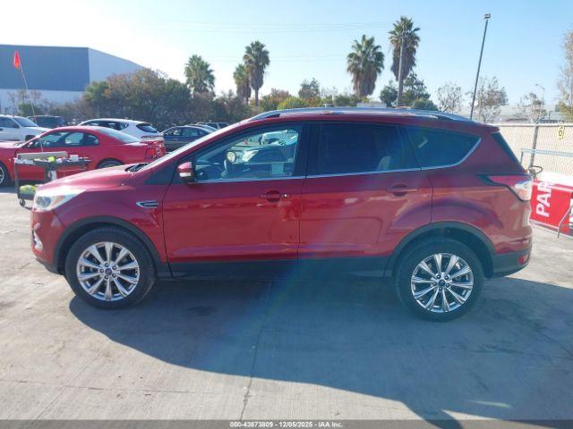 Ford Escape Titanium Image 11