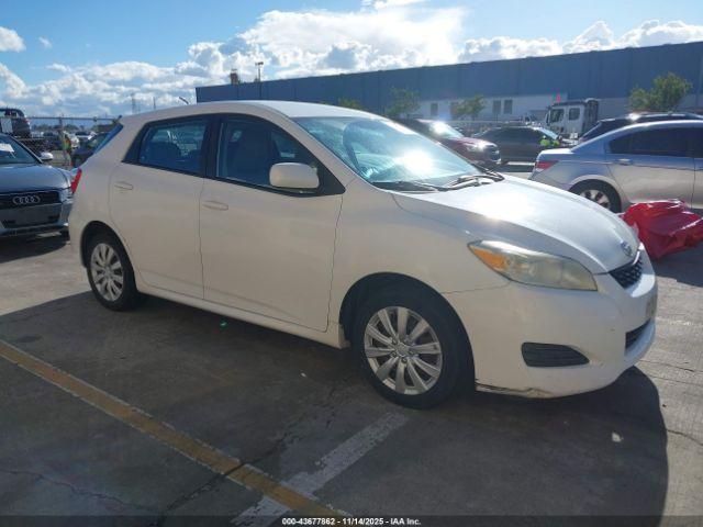  Salvage Toyota Matrix