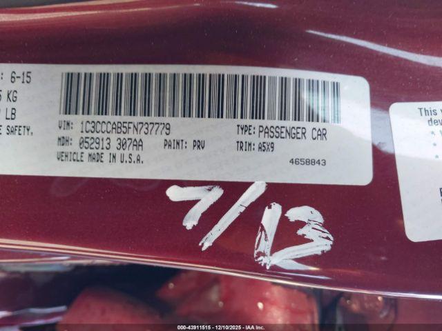 Chrysler 200 Limited Image 8