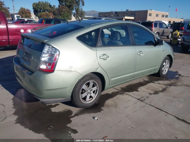 Toyota Prius Image 11