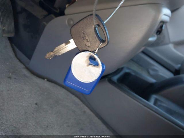 Mazda Tribute Image 11