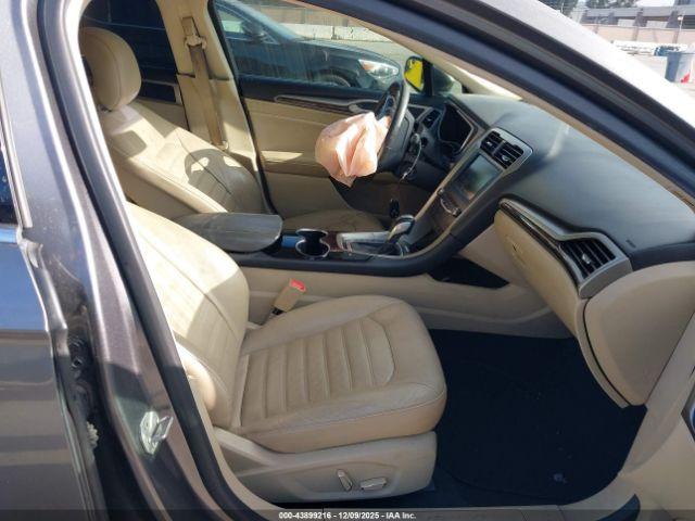 Ford Fusion Se Image 11