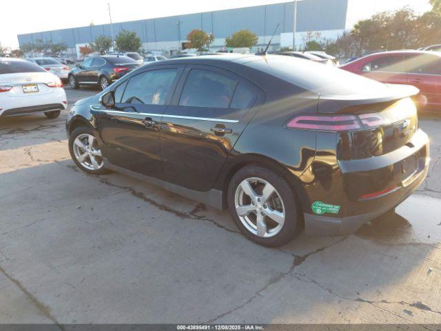 Chevrolet Volt Image 2