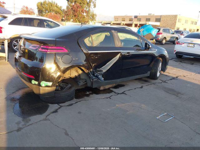 Chevrolet Volt Image 4