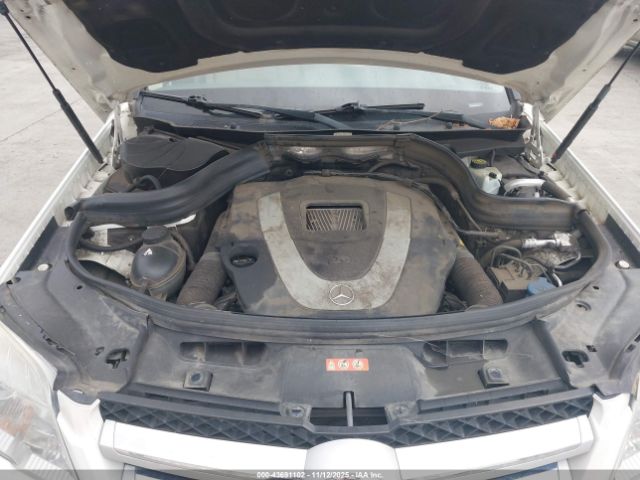 Mercedes-Benz GLK Image 10