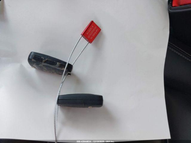 Chevrolet Volt Image 2