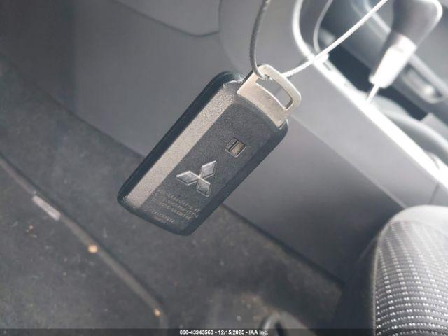 Mitsubishi Lancer Image 8