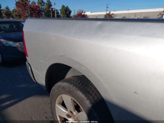 Ram 1500 Slt Image 14