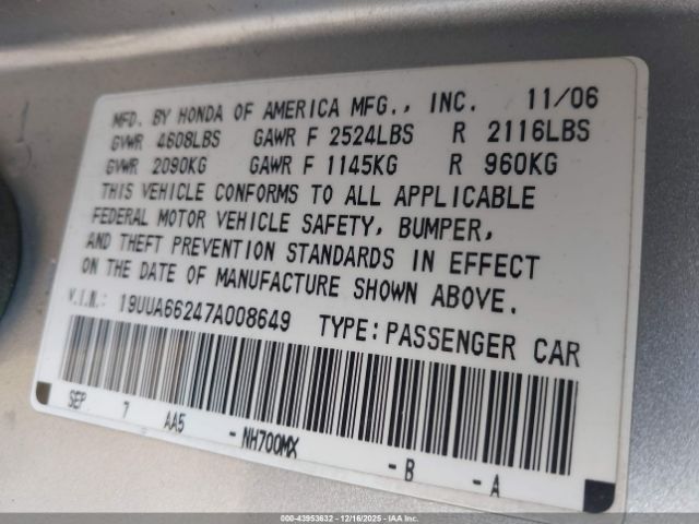 Acura TL 3.2 Image 10