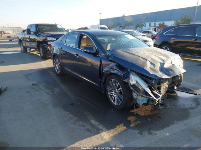  Salvage Kia Cadenza
