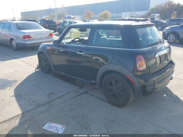 MINI Cooper Image 3