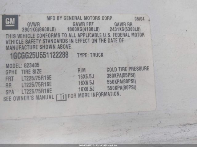 Chevrolet Express Image 5