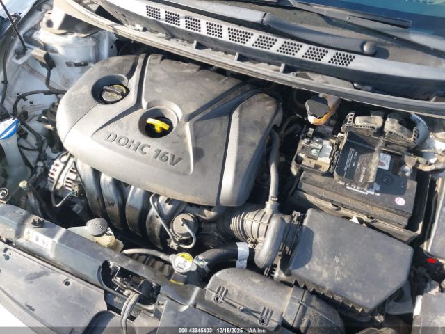 Hyundai ELANTRA Se Image 8