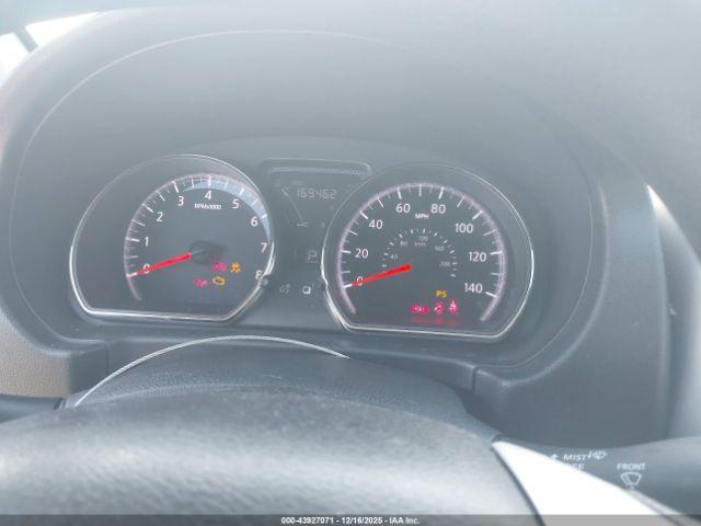 Nissan Versa 1.6 Sv Image 3