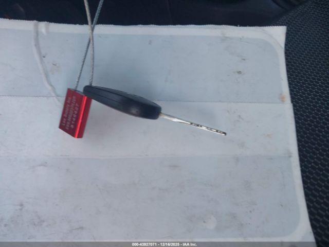 Nissan Versa 1.6 Sv Image 11