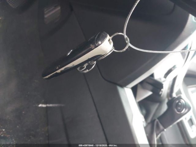 Ford Explorer Limited Image 8