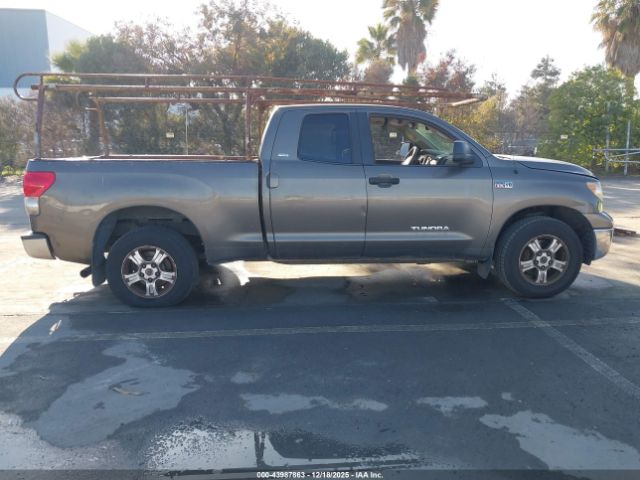 Toyota Tundra Sr5 V8 Image 13